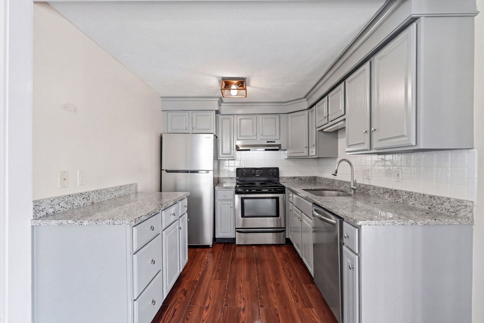 99 Central St #99, Woburn, MA, 99 Central St #99, Woburn, MA Photo #6