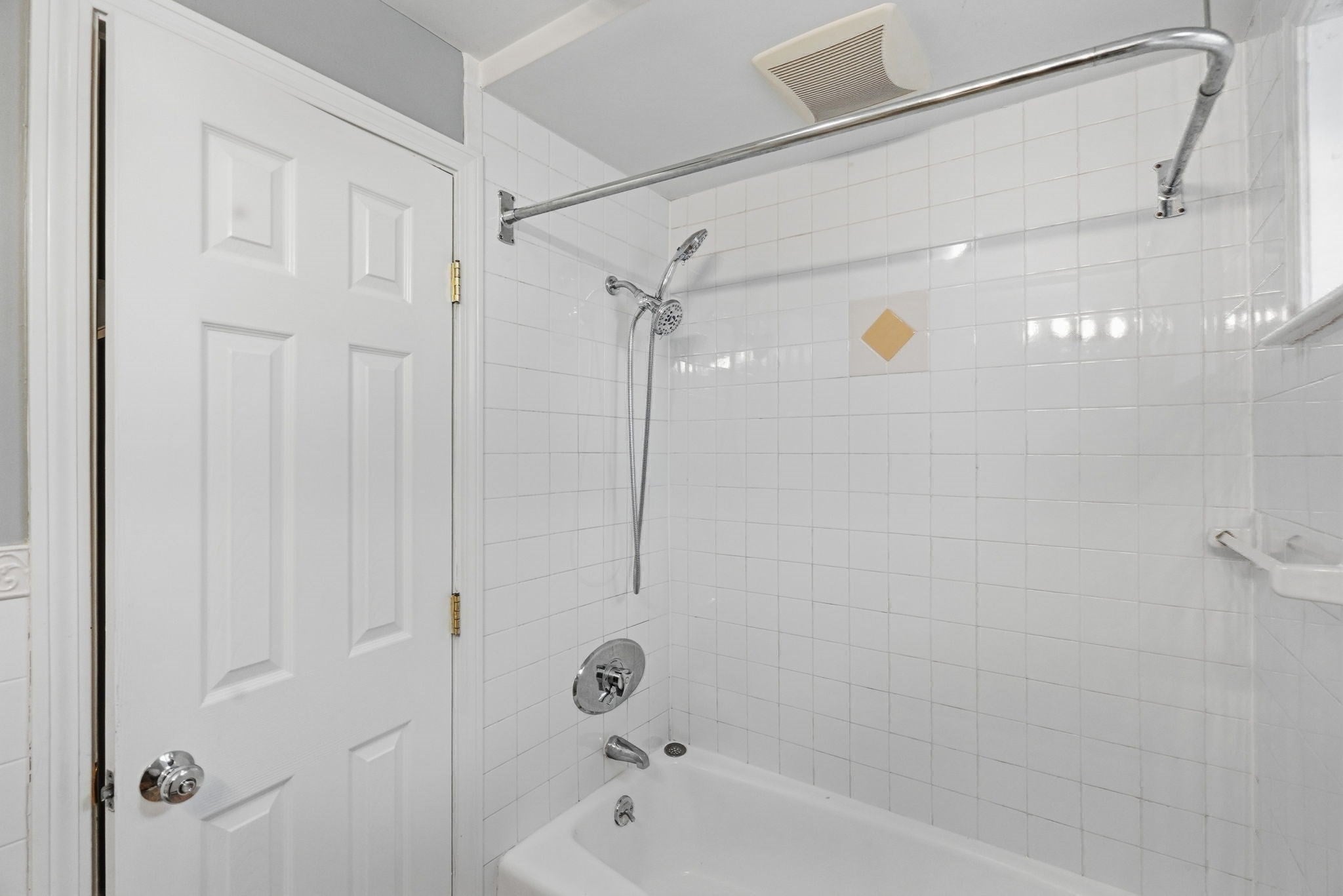 99 Central St #99, Woburn, MA, 99 Central St #99, Woburn, MA Photo #23