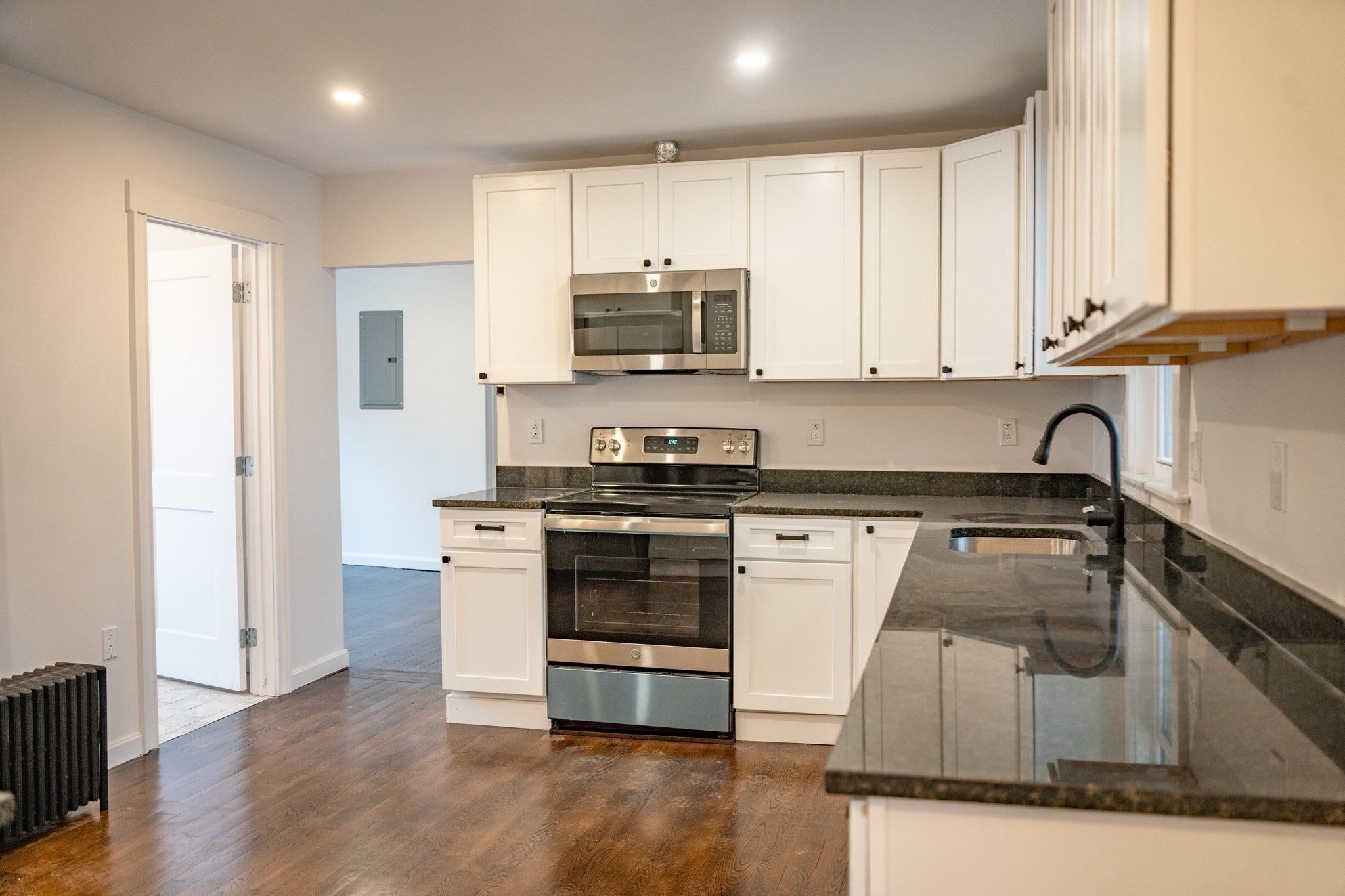 178 Union St #1, Walpole, MA Photo #2