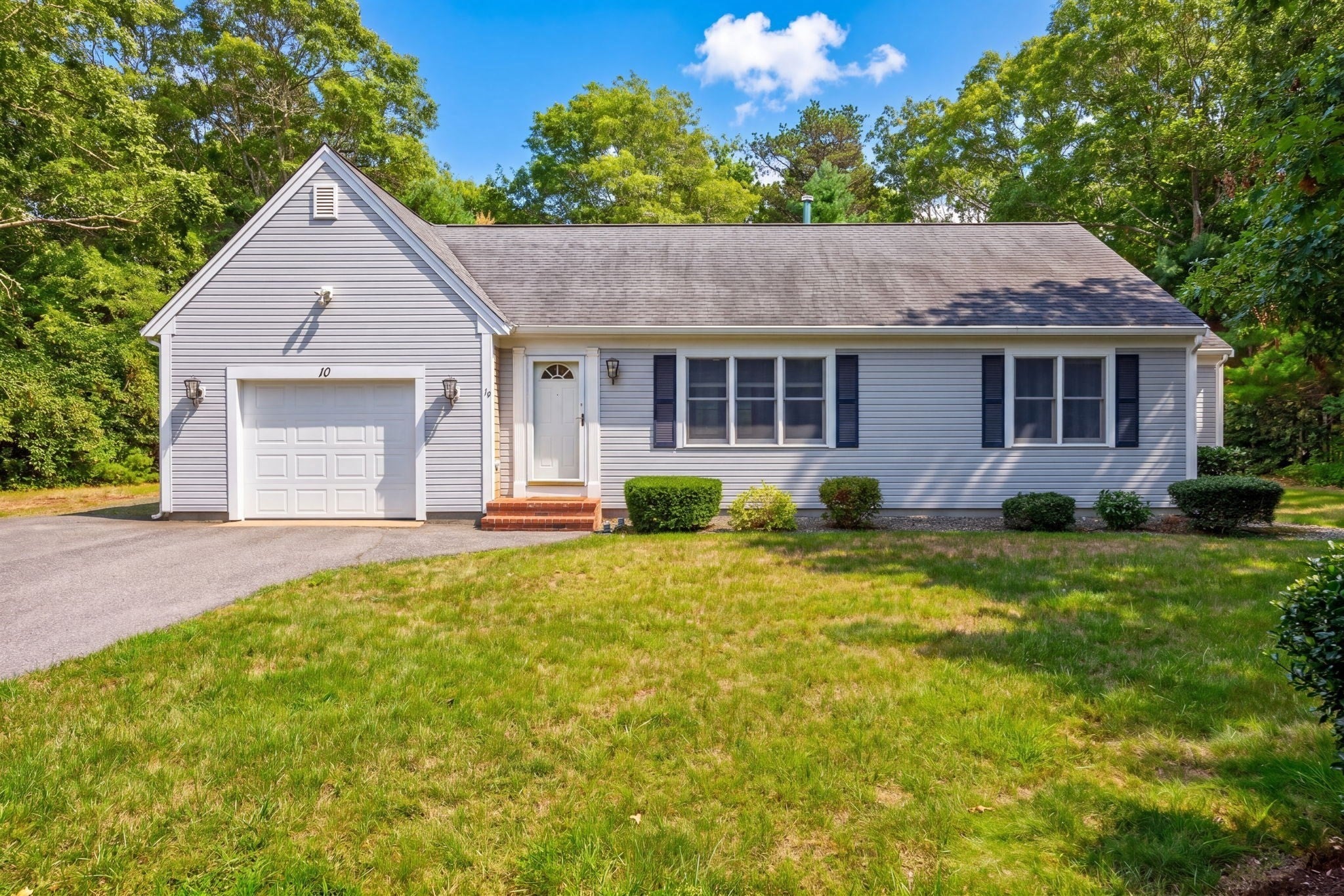 10 Spinnaker Street, Sandwich, MA Photo #1