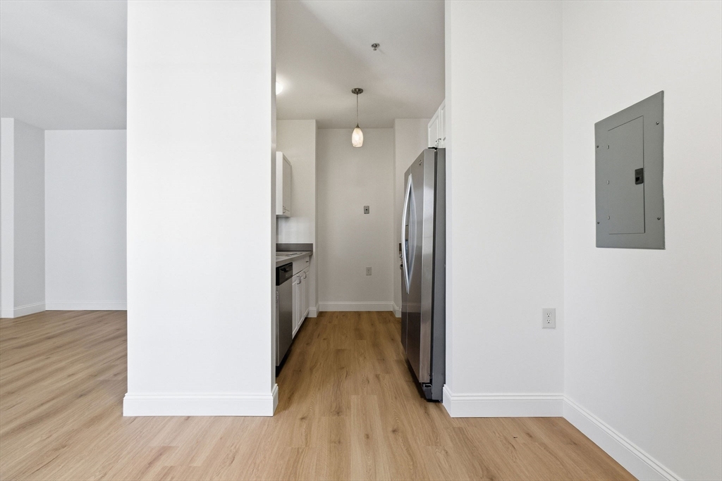 100 Alden St 308