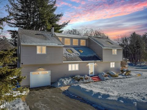 7 Germaine Avenue Methuen MA 01844