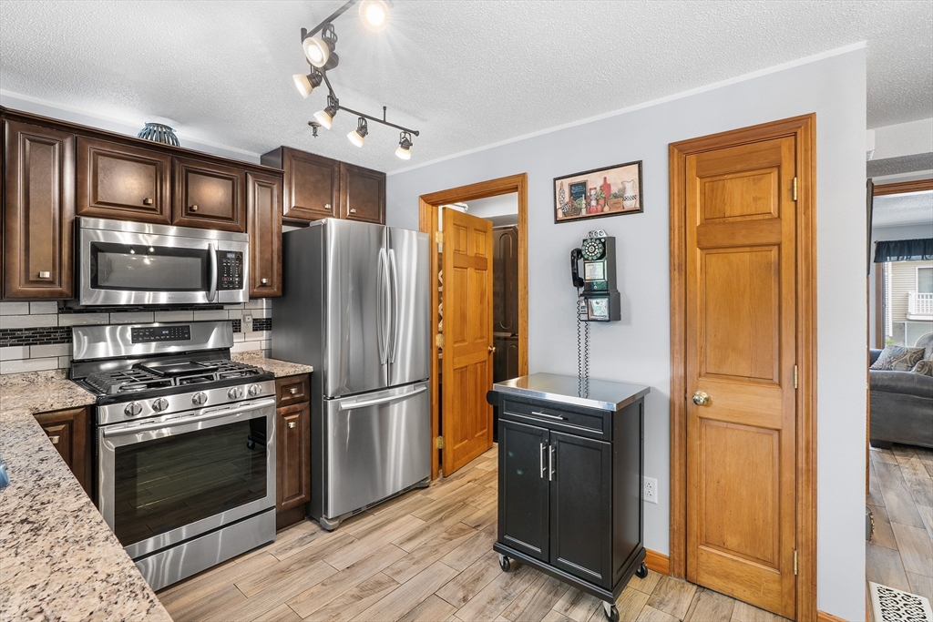 36 Tobey Rd 25