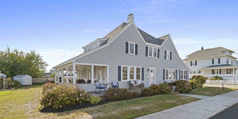 Photo of 117 Manomet Ave, Hull, MA 02045 (MLS # 73579321)