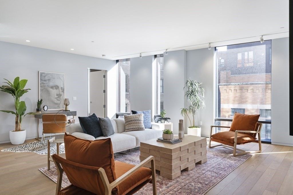10 Farnsworth St 3B