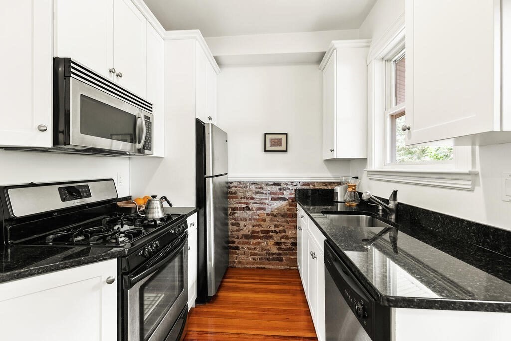 46 Elmwood St #2, Somerville, MA, 46 Elmwood St #2, Somerville, MA Photo #1