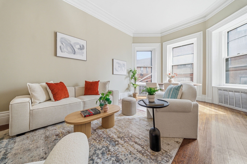 46 Commonwealth Ave 8