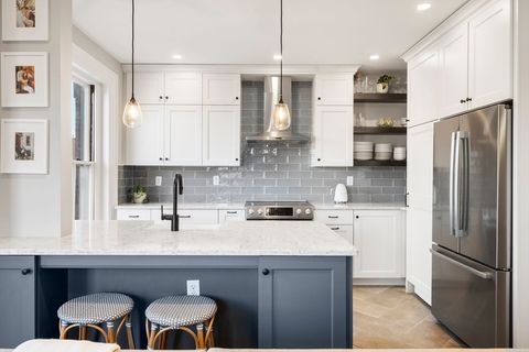 Photo of 488-488A Columbus Ave #5, Boston, MA 02118 (MLS # 73489239)