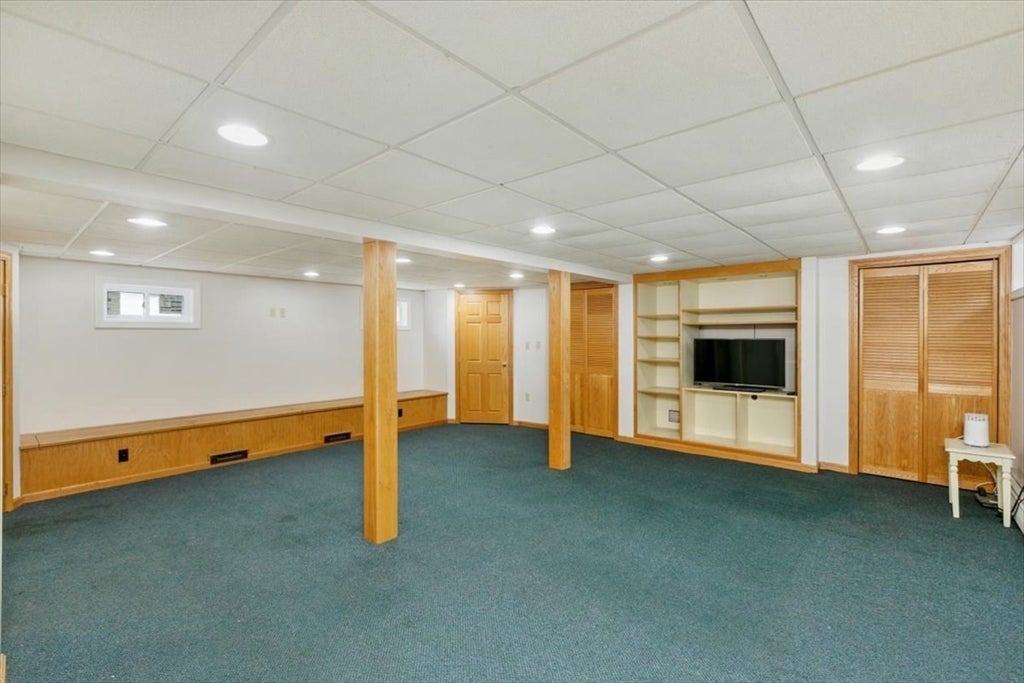 15 Erhardt Terrace, Methuen, MA Photo #23