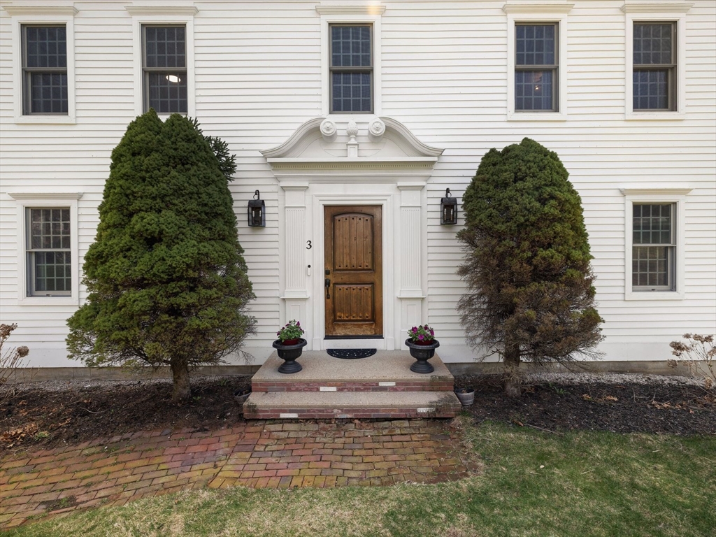 3 Olde Meetinghouse Road