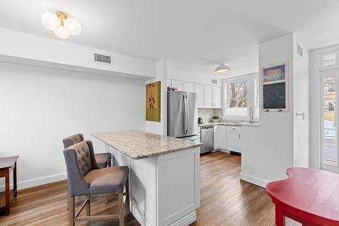 129 Merrimac 9 Newburyport MA 01950