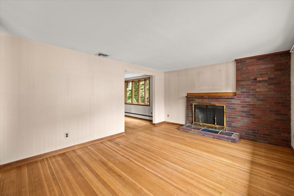 128 Bullard St, Walpole, MA Photo #6