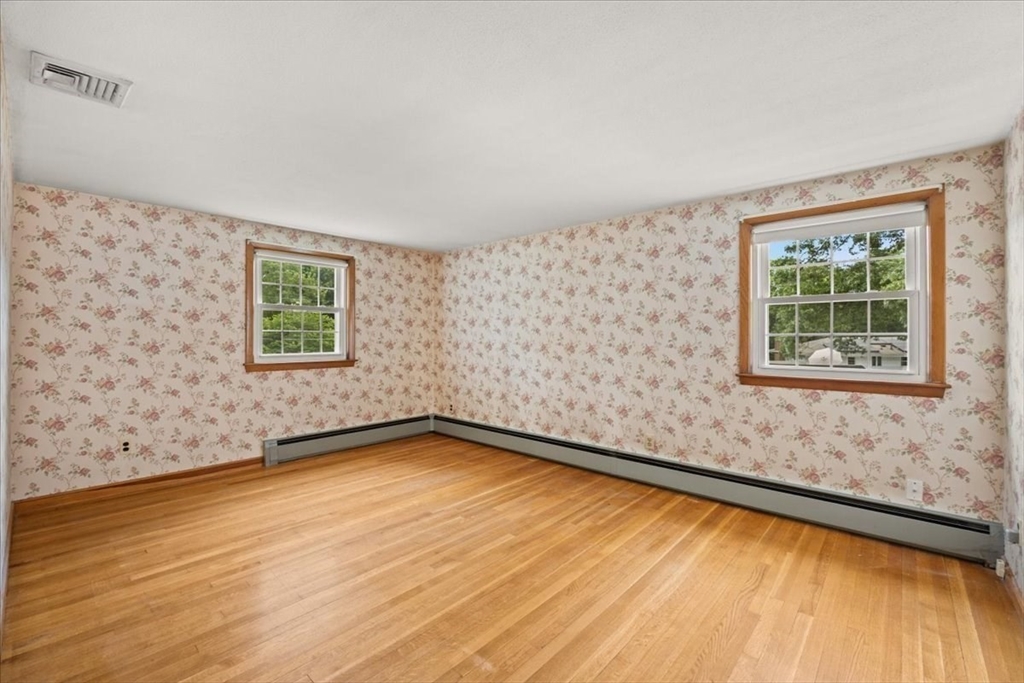 128 Bullard St, Walpole, MA Photo #24