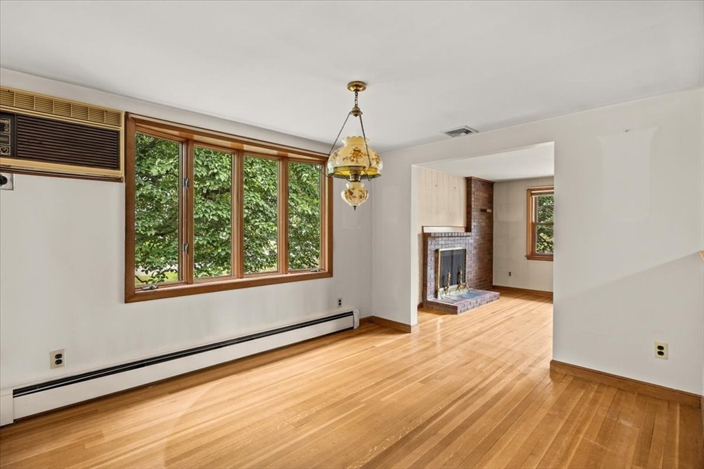 128 Bullard St, Walpole, MA Photo #10