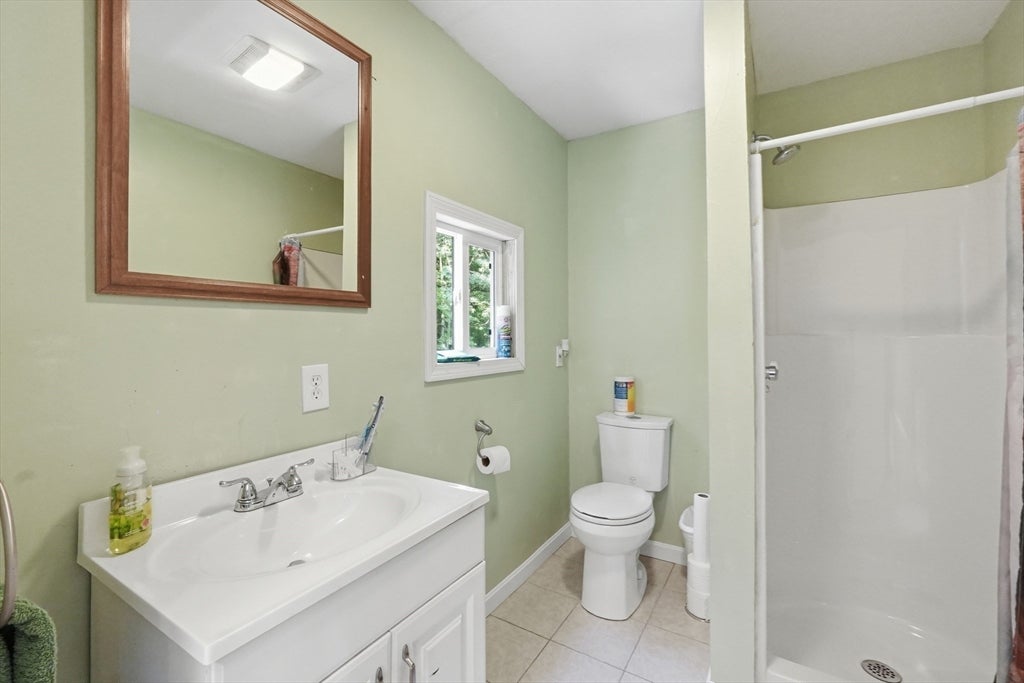 45 Stoneleigh Road, Worcester, MA, 45 Stoneleigh Road, Worcester, MA Photo #33