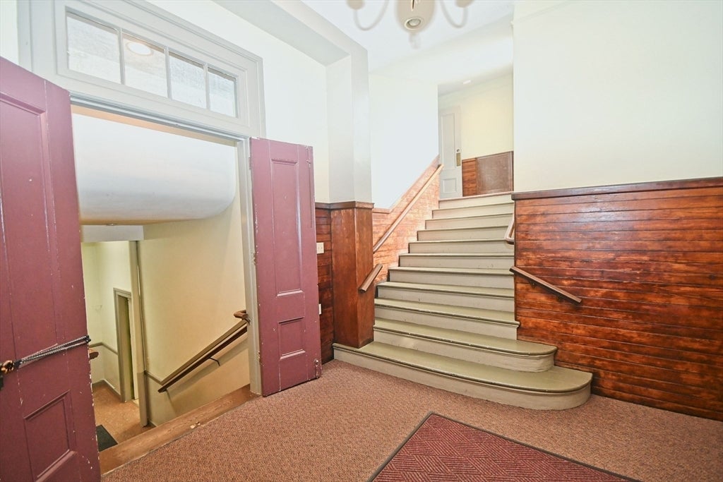 326 Main St