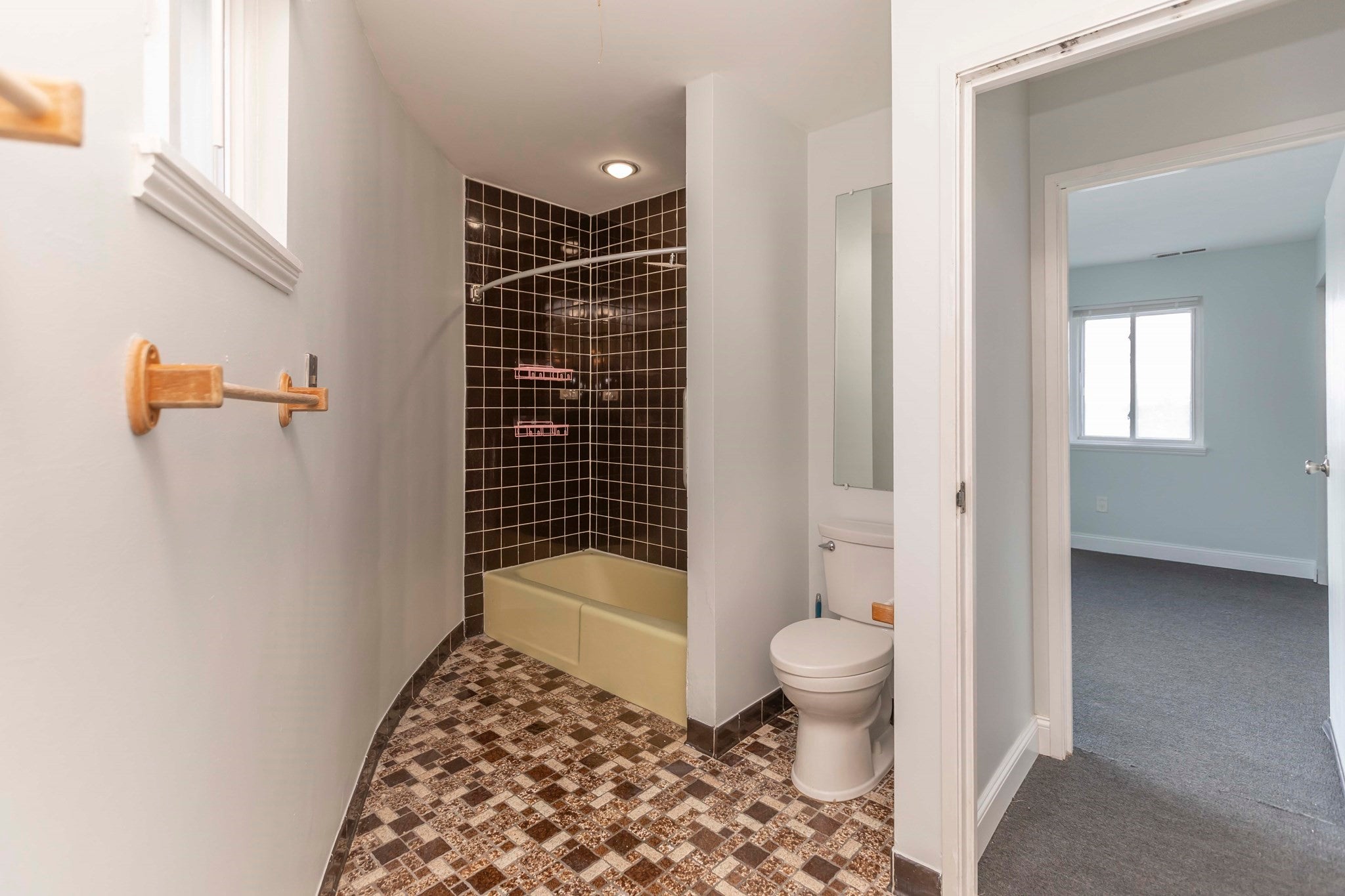 98 State Rd #4, Revere, MA Photo #22