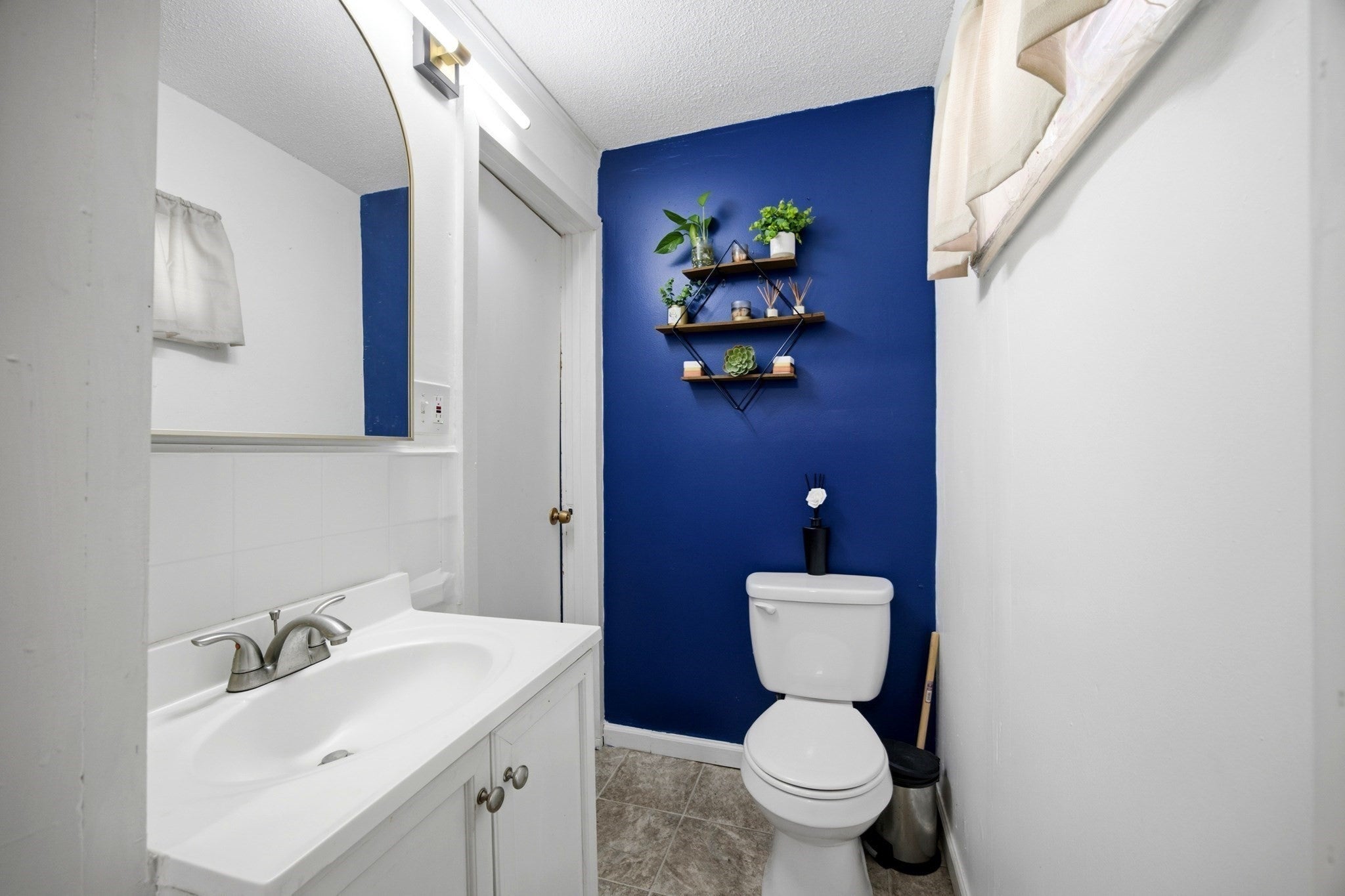 28 Lyndale St, Springfield, MA, 28 Lyndale St, Springfield, MA Photo #14