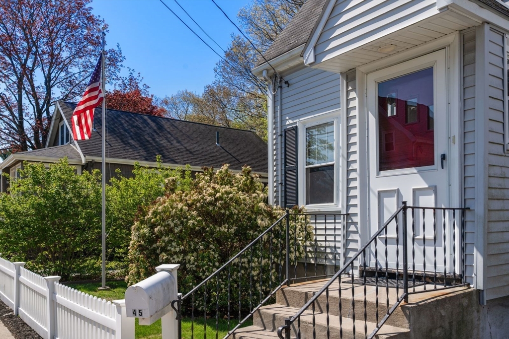 45 Edgemere Rd, Boston, MA, 45 Edgemere Rd, Boston, MA Photo #3