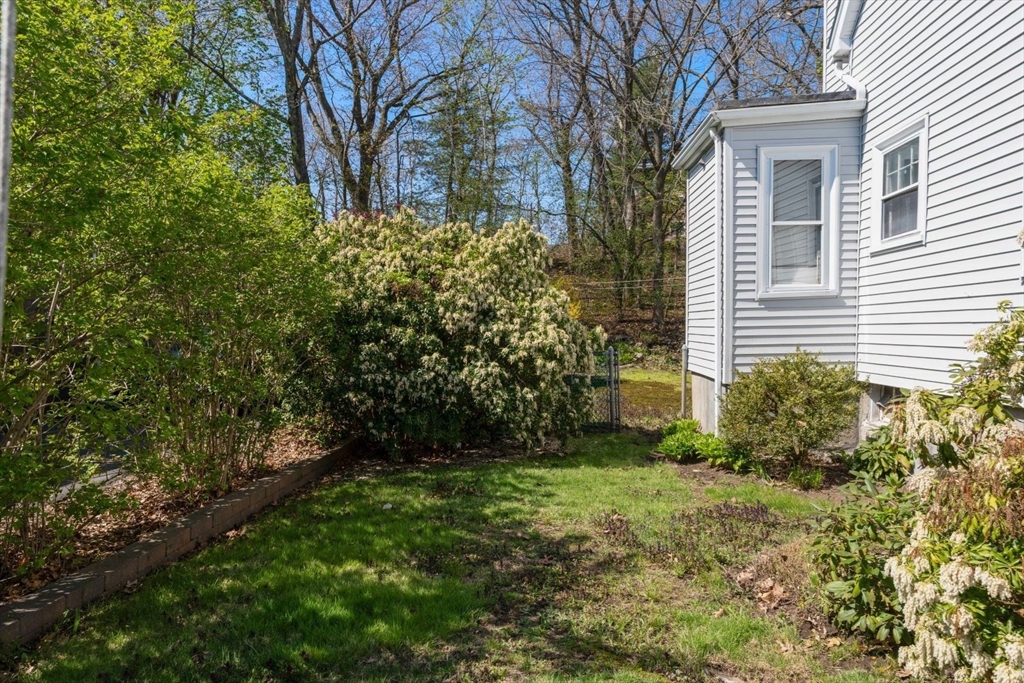 45 Edgemere Rd, Boston, MA, 45 Edgemere Rd, Boston, MA Photo #4