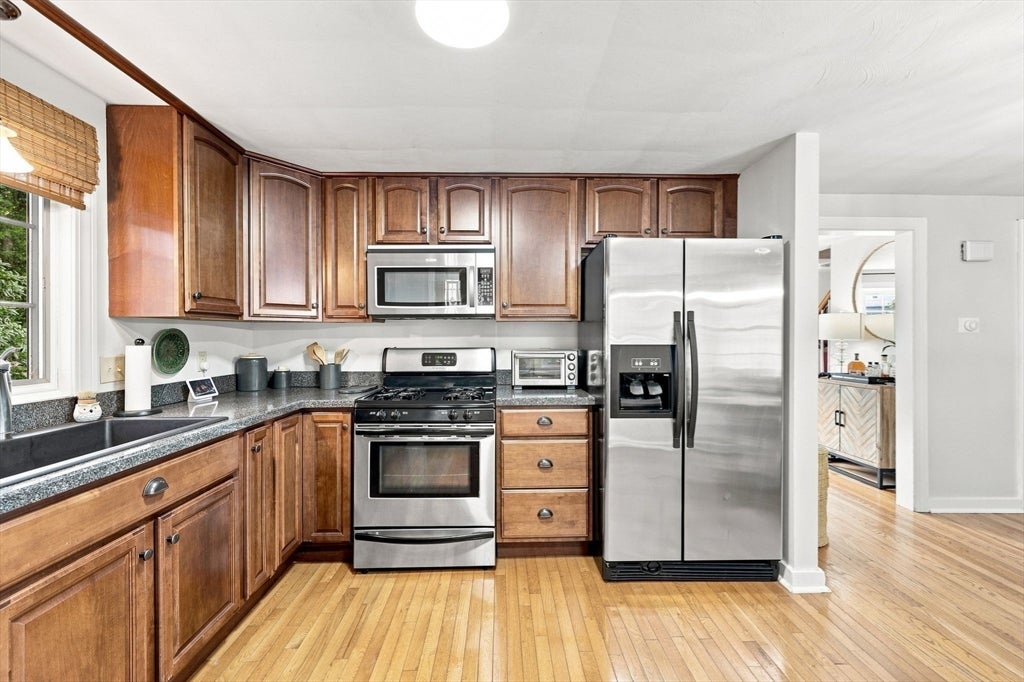 57 Baymor Drive, East Longmeadow, MA, 57 Baymor Drive, East Longmeadow, MA Photo #4