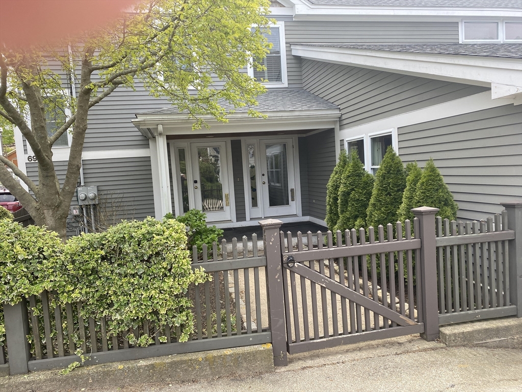 69 East Main 1