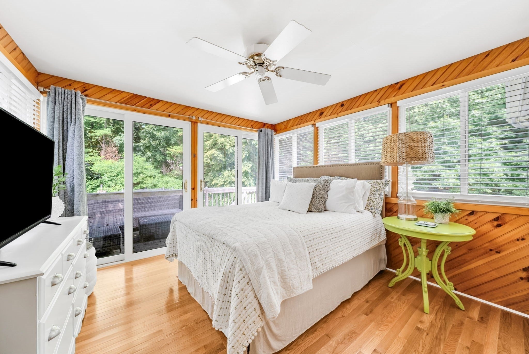 32 Briarwood Rd, Framingham, MA Photo #9