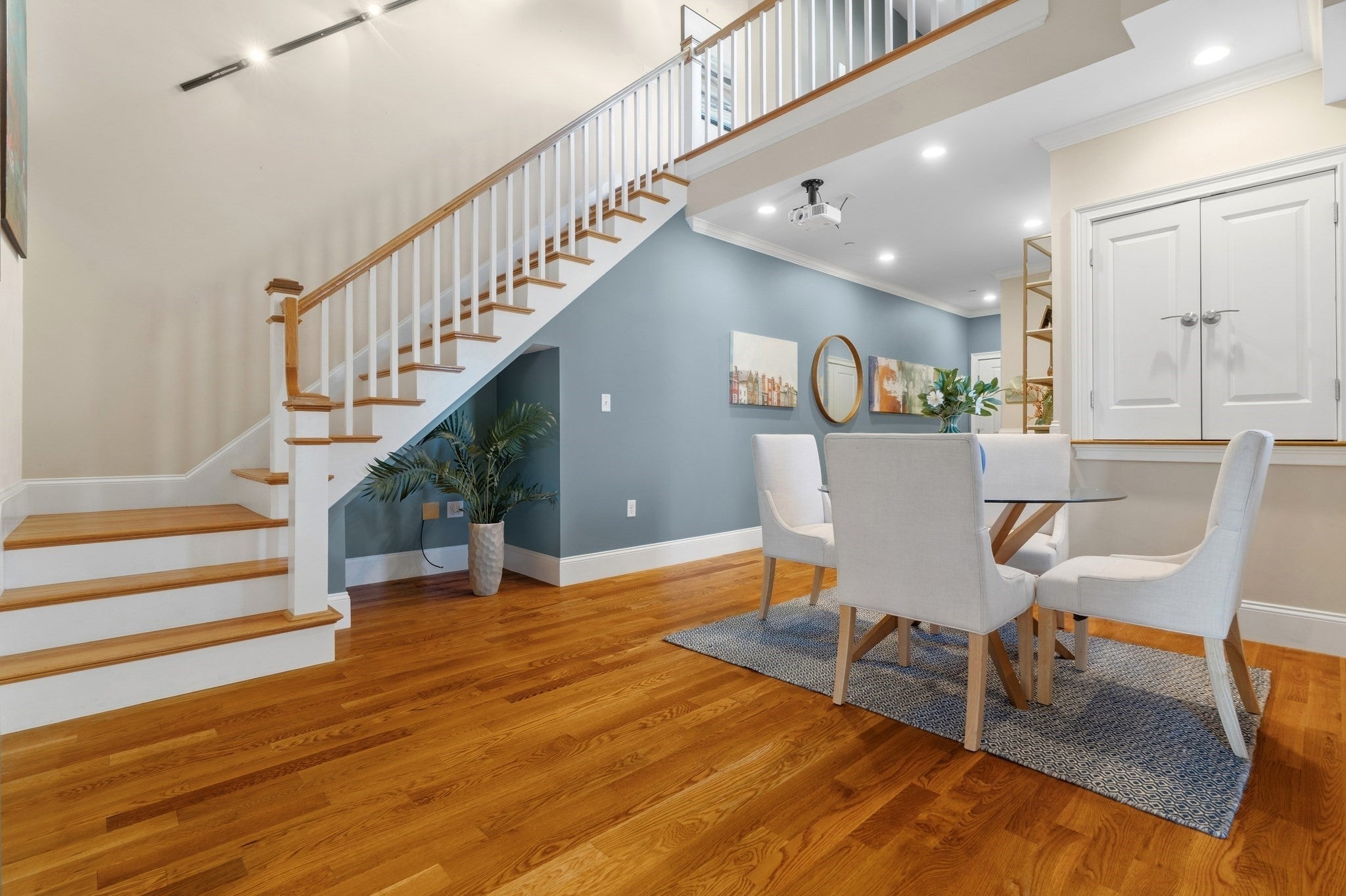 224 Florence St #10, Boston, MA Photo #7