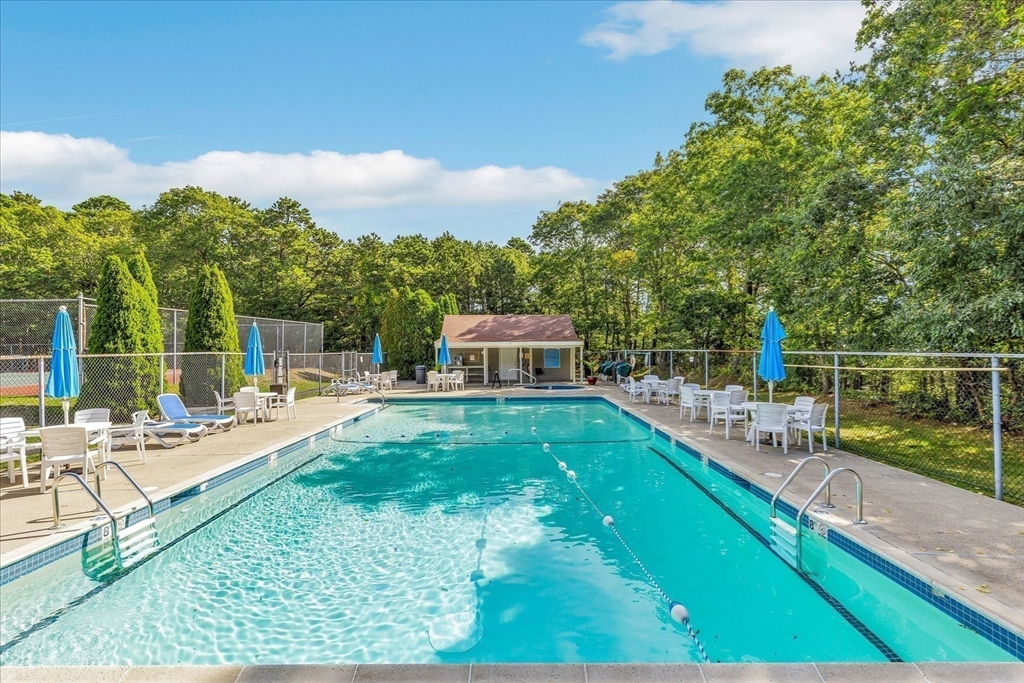 Yarmouth, Massachusetts 02675, United States, 2 Bedrooms Bedrooms, ,2 BathroomsBathrooms,Residential,Active,215812