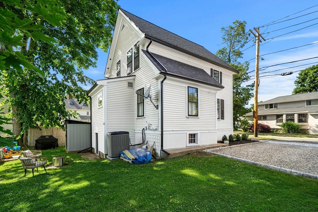 3 Argilla Rd