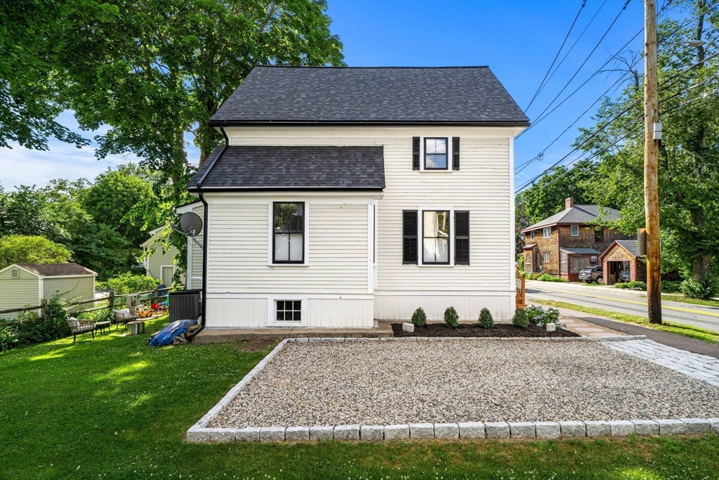 3 Argilla Rd