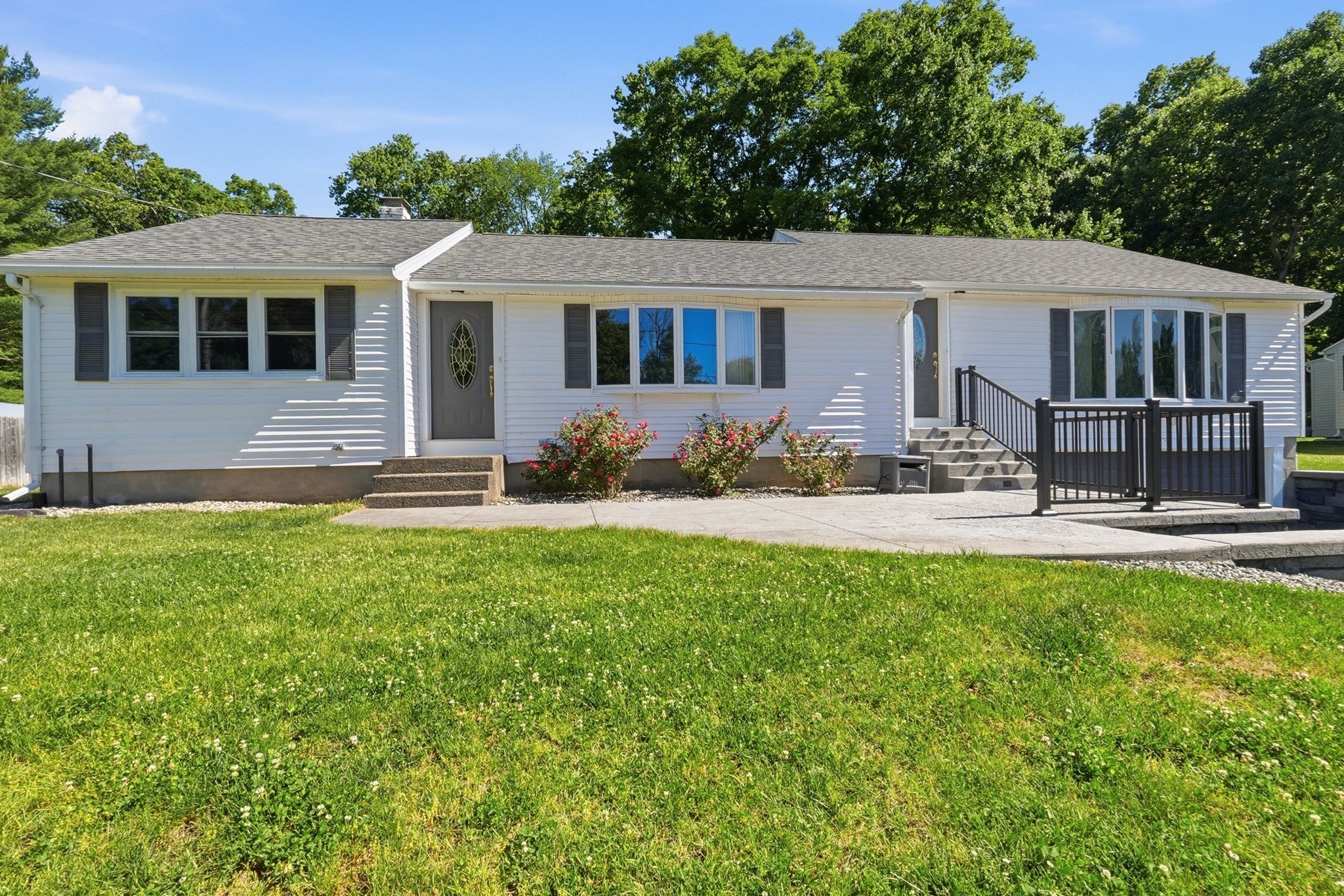 9 Pine Dr