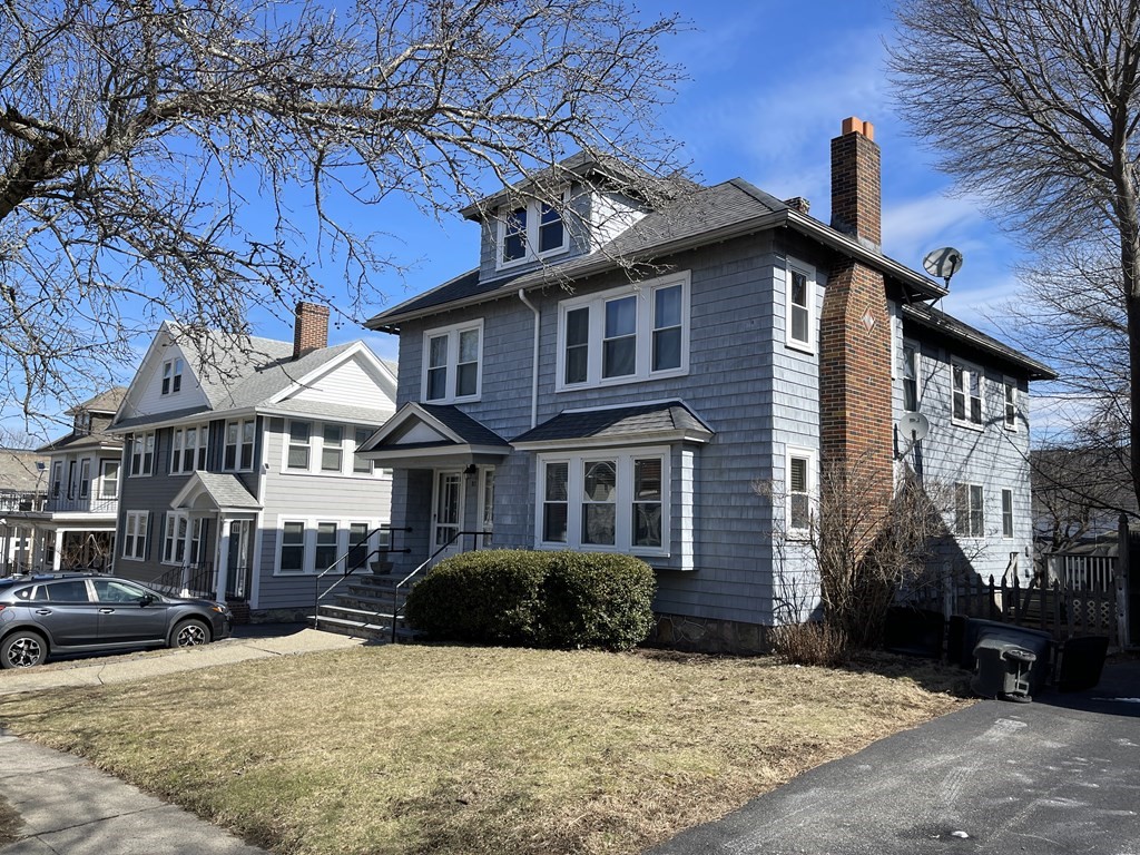 Click for 83 Greaton Rd #1, Boston, MA slideshow