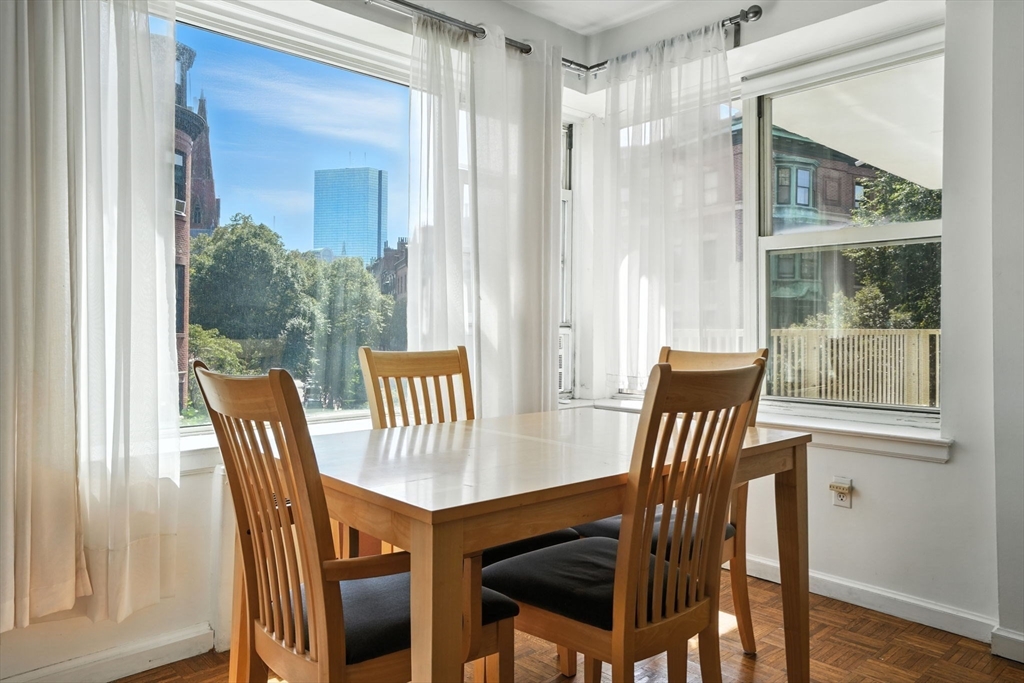 145 Pinckney St 403