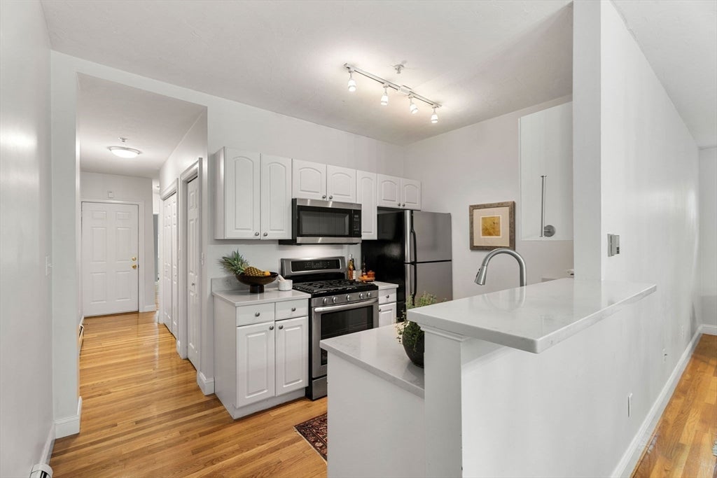 324-326 High St #1, Newburyport, MA, 324-326 High St #1, Newburyport, MA Photo #15
