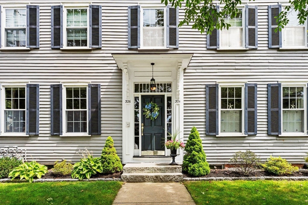 324-326 High St #1, Newburyport, MA, 324-326 High St #1, Newburyport, MA Photo #2