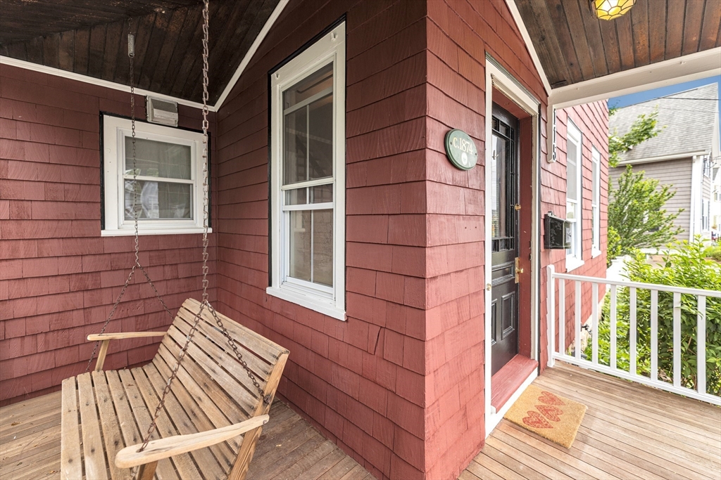 115 Whiting Ave