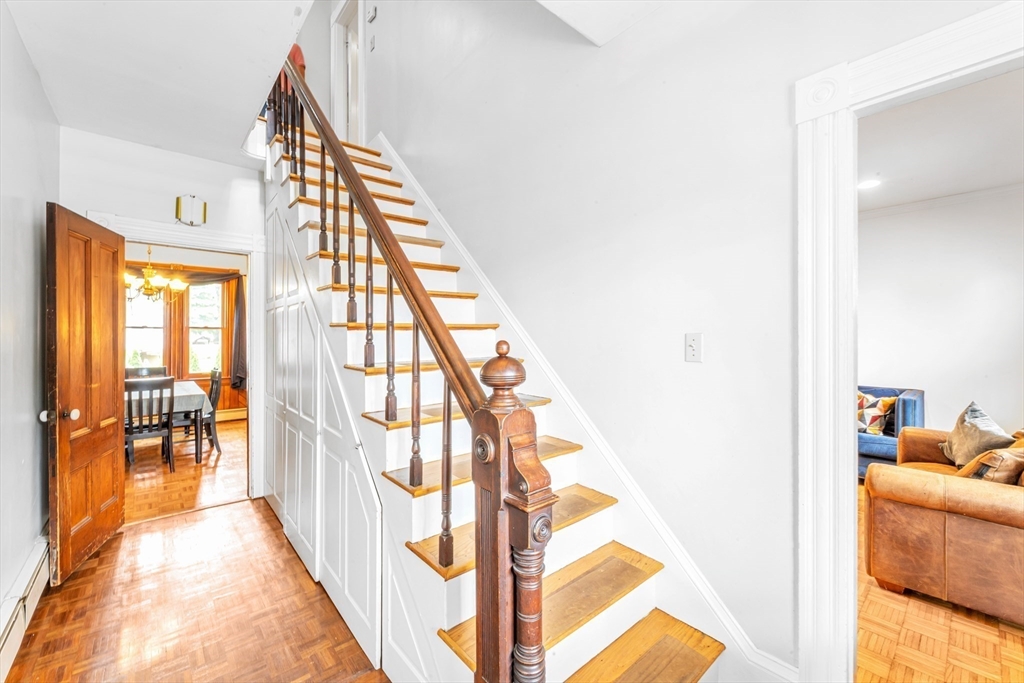 115 Whiting Ave