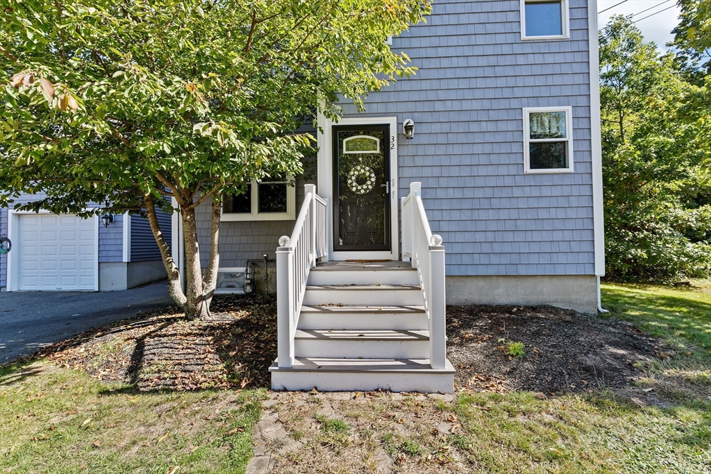 32 Warren St