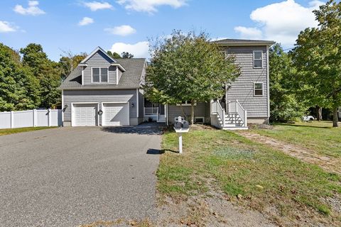 32 Warren St Abington MA 02351