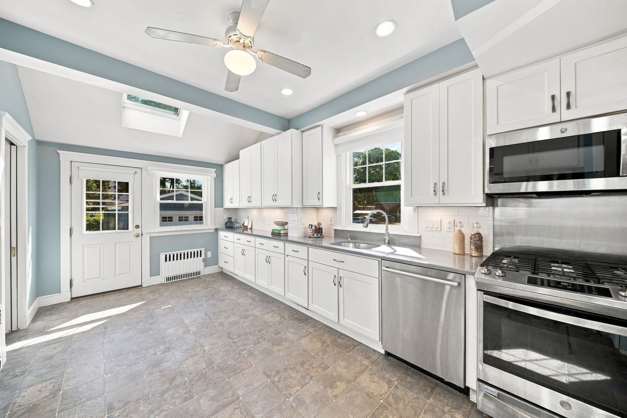 54 Emerson Street, Wakefield, MA Photo #12