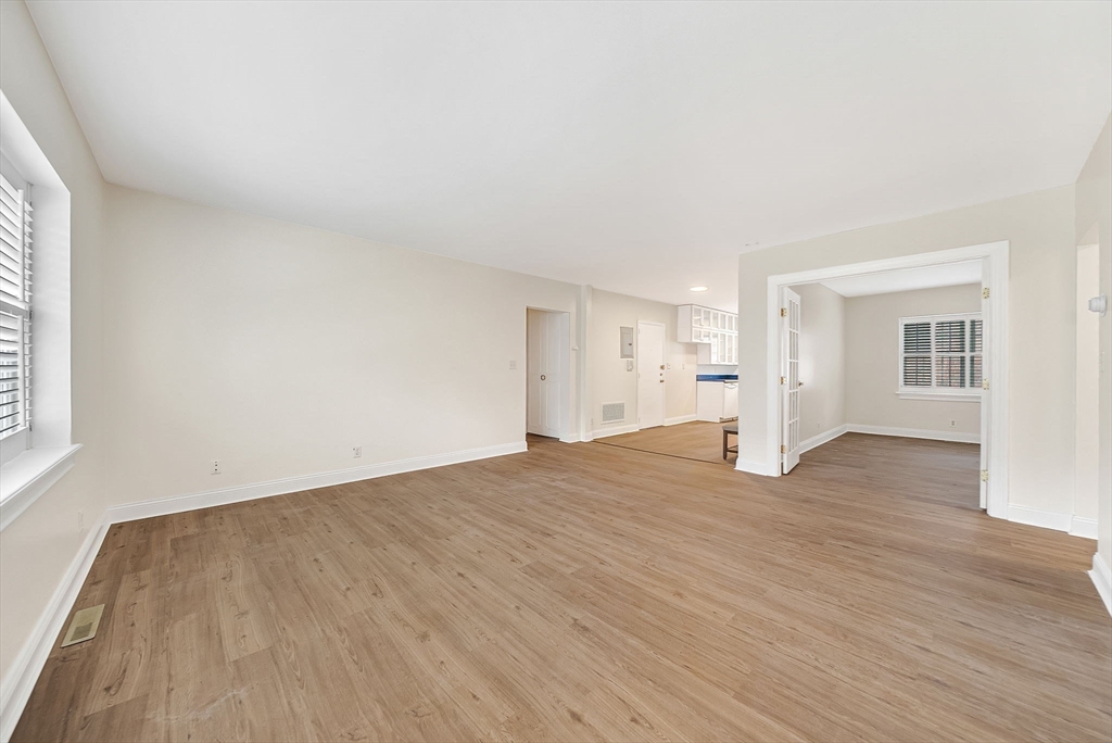 198 Lake Shore Road #2, Boston, MA, 198 Lake Shore Road #2, Boston, MA Photo #6