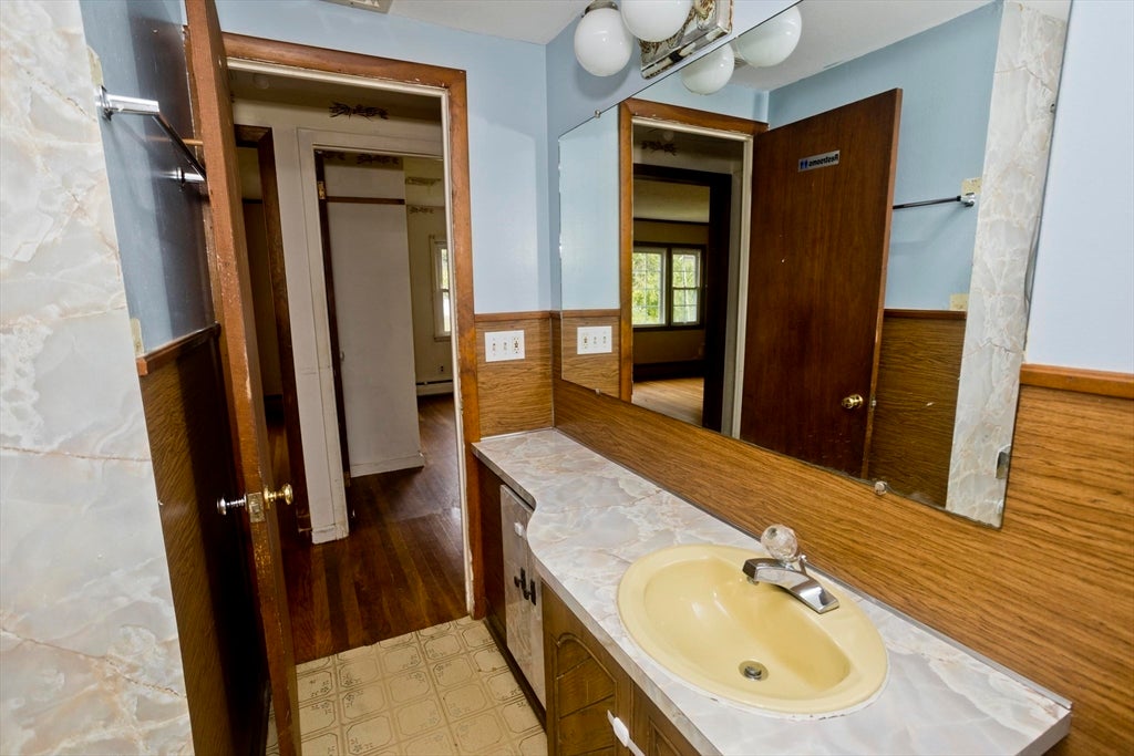67 Warwick Rd, Chicopee, MA, 67 Warwick Rd, Chicopee, MA Photo #18
