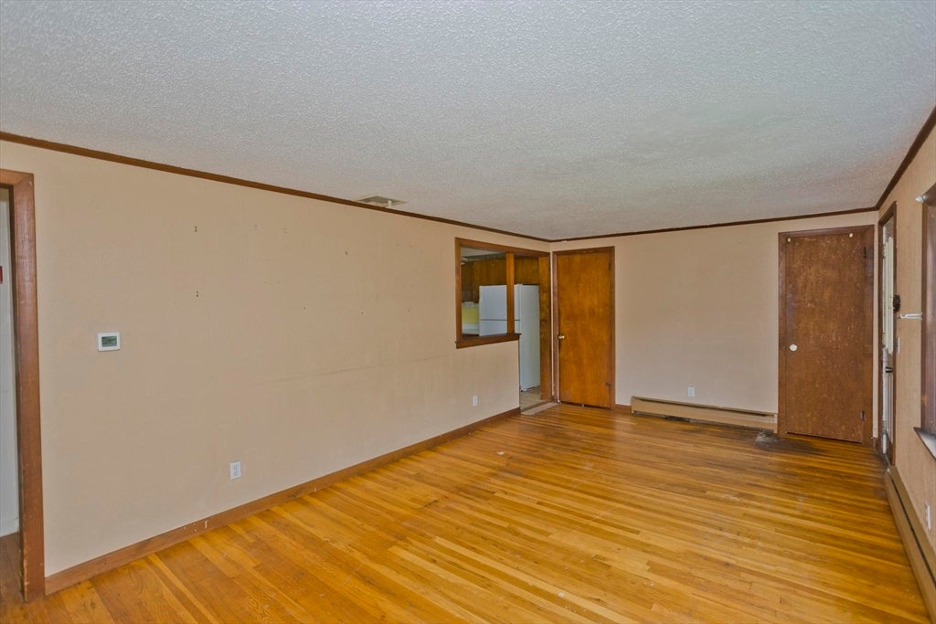 67 Warwick Rd, Chicopee, MA, 67 Warwick Rd, Chicopee, MA Photo #6
