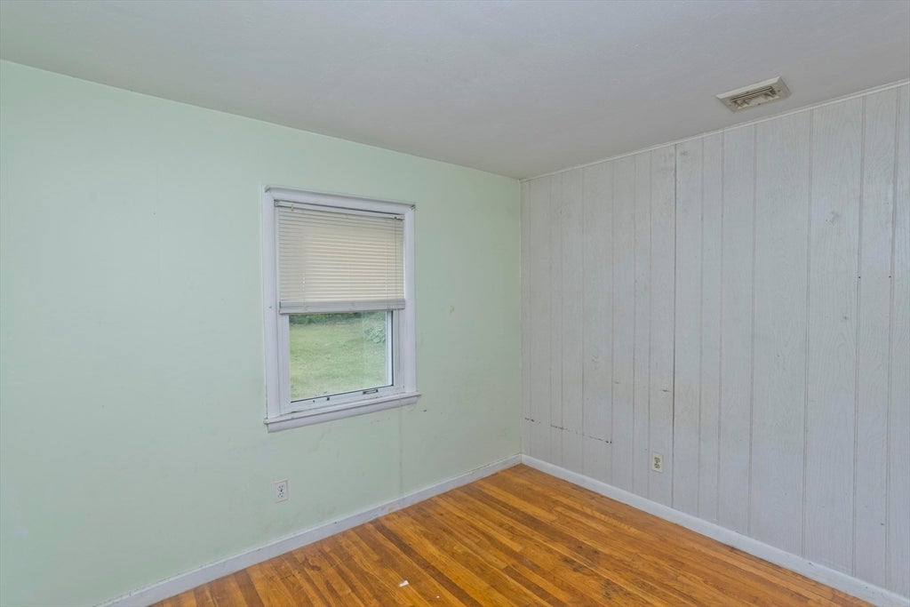 67 Warwick Rd, Chicopee, MA, 67 Warwick Rd, Chicopee, MA Photo #16