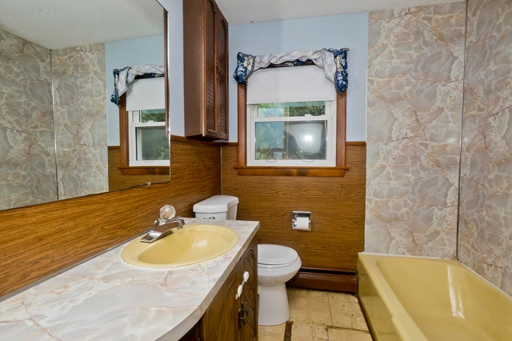 67 Warwick Rd, Chicopee, MA, 67 Warwick Rd, Chicopee, MA Photo #17