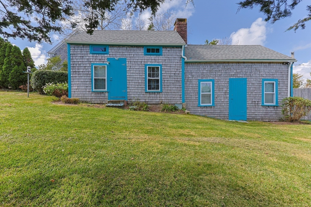 30 Mill Hill Ln