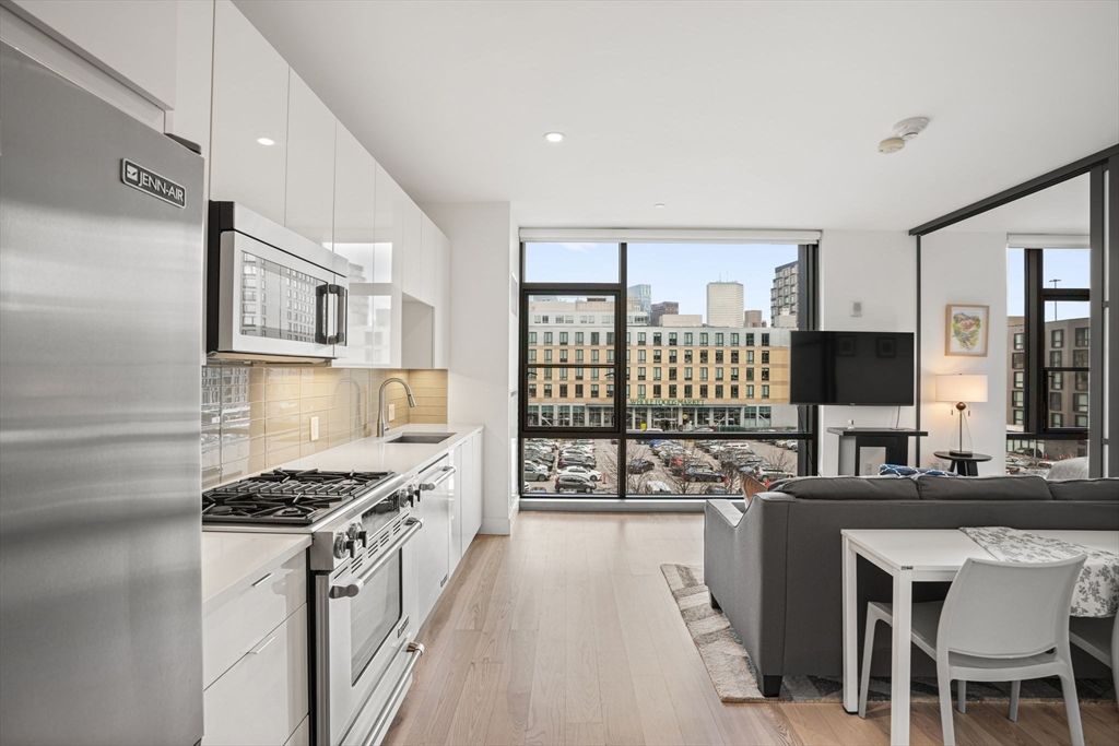 Photo of 32 Traveler St #411, Boston, MA 02118 (MLS # 73467845)