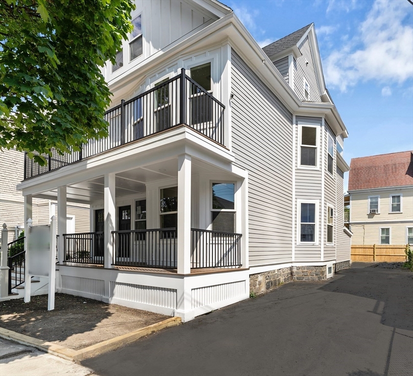 59 Packard Ave 1