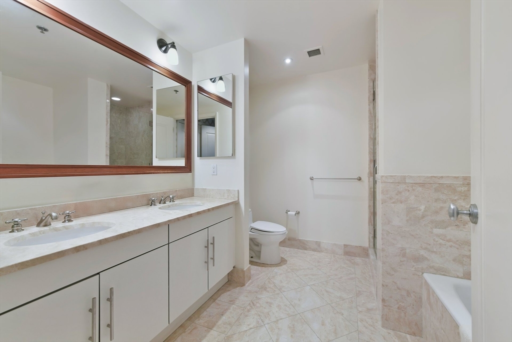 Boston, Massachusetts 02116, United States, 2 Bedrooms Bedrooms, ,3 BathroomsBathrooms,Residential,Active,231193